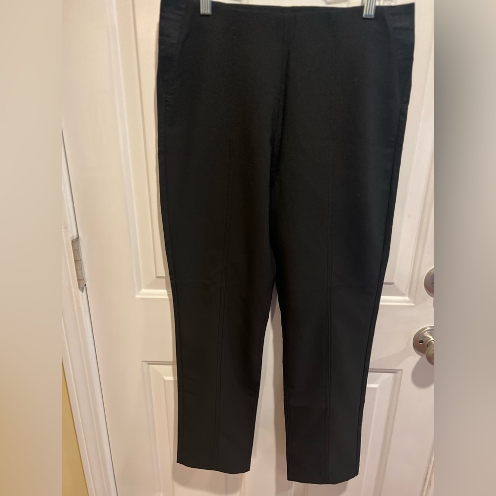 Adrianna Papell black pull on pants size size 10